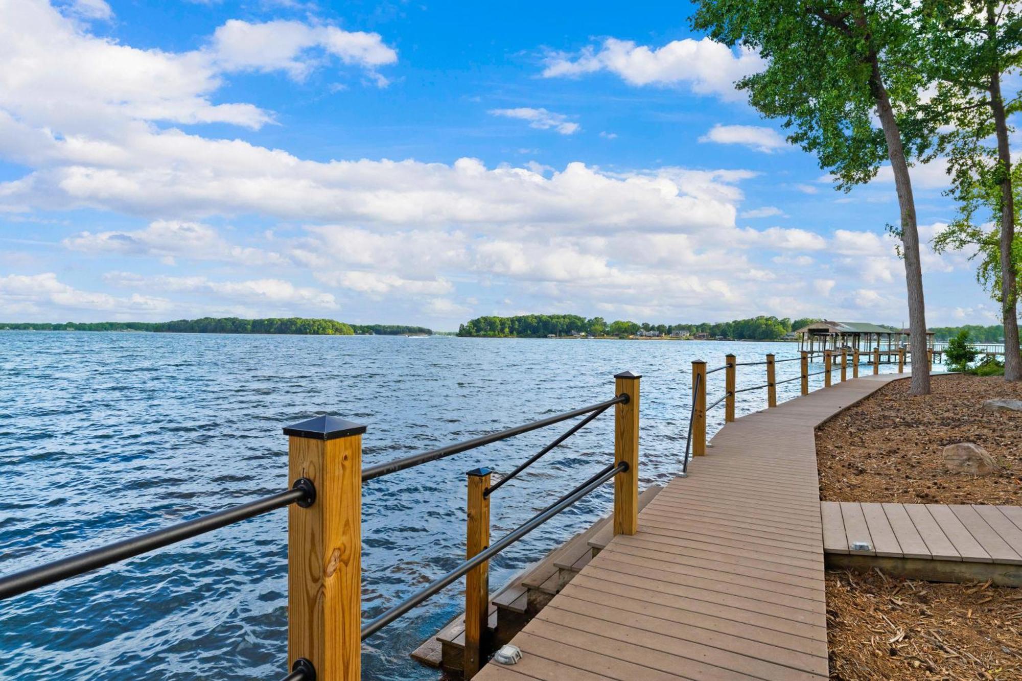 Lake Norman Getaway มัวร์สวิลล์ ภายนอก รูปภาพ