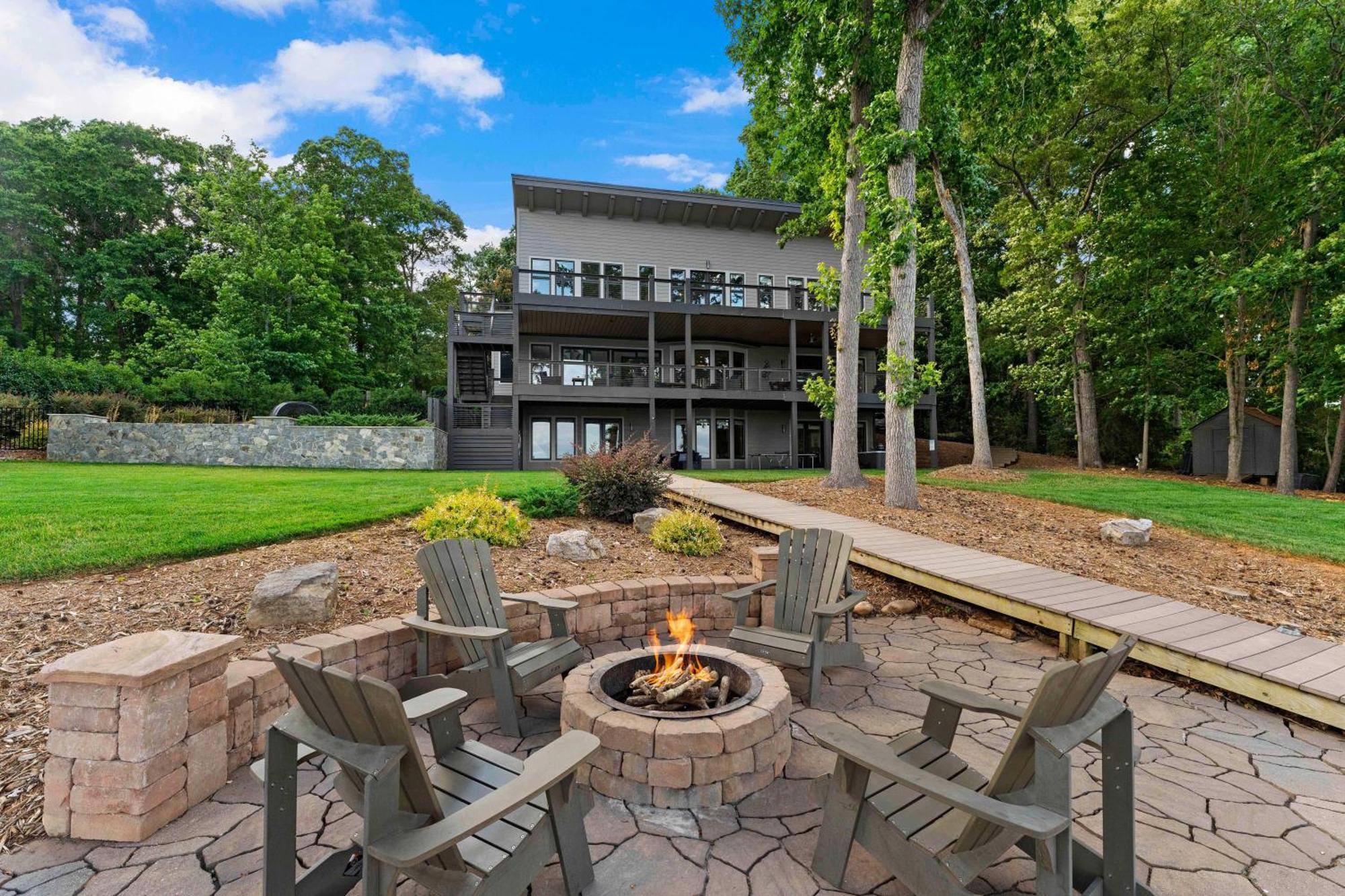 Lake Norman Getaway มัวร์สวิลล์ ภายนอก รูปภาพ