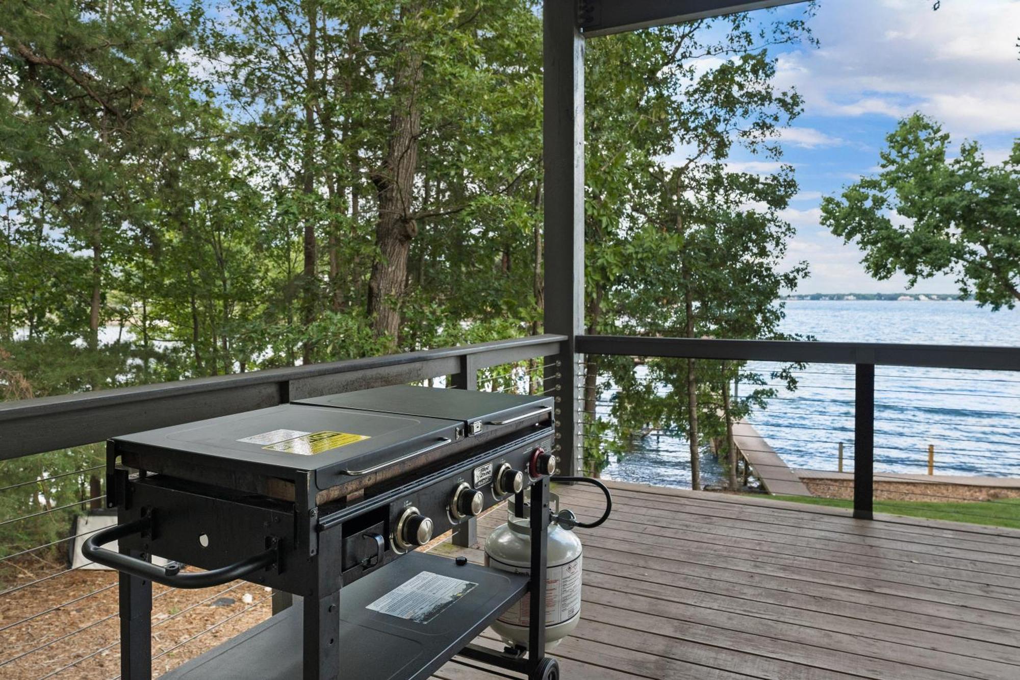 Lake Norman Getaway มัวร์สวิลล์ ภายนอก รูปภาพ