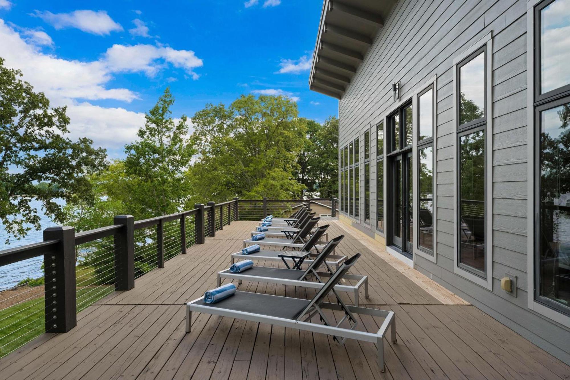 Lake Norman Getaway มัวร์สวิลล์ ภายนอก รูปภาพ